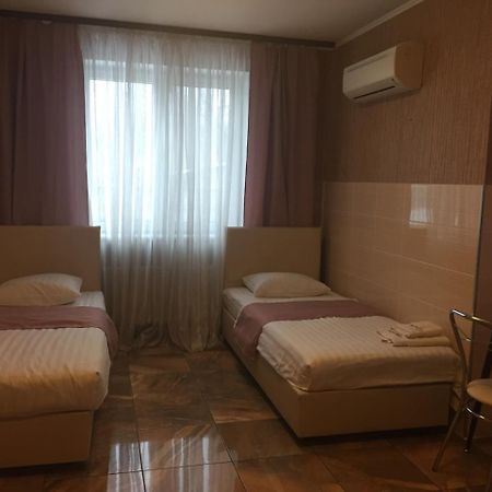 Home Comfort Livoberezhna Iec Kiev Exterior photo