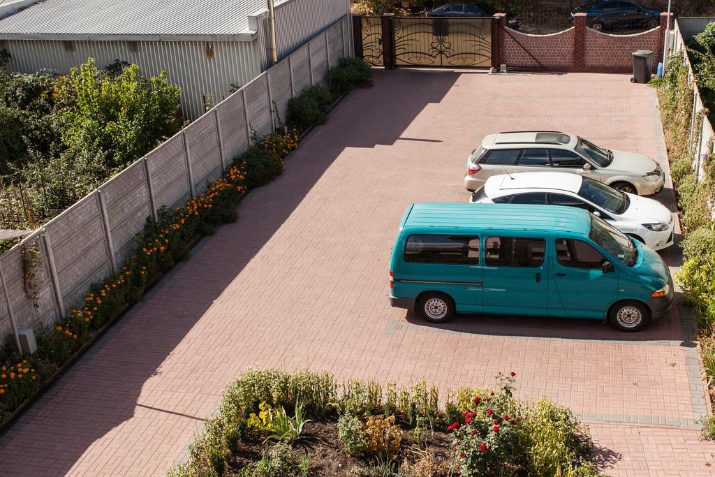 Home Comfort Livoberezhna Iec Kiev Exterior photo