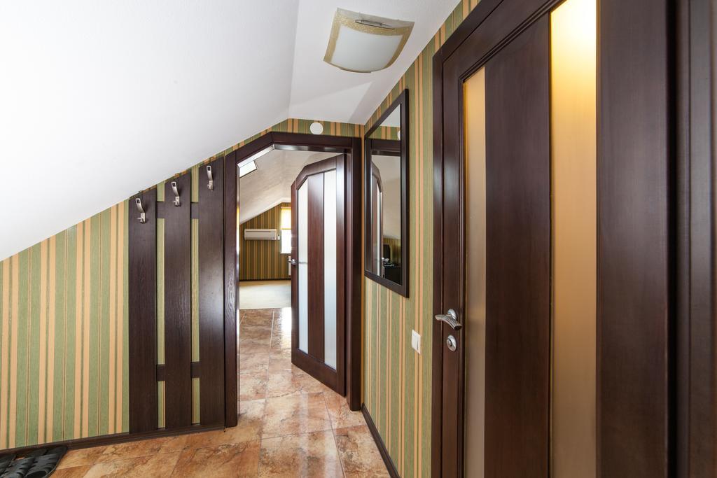 Home Comfort Livoberezhna Iec Kiev Exterior photo