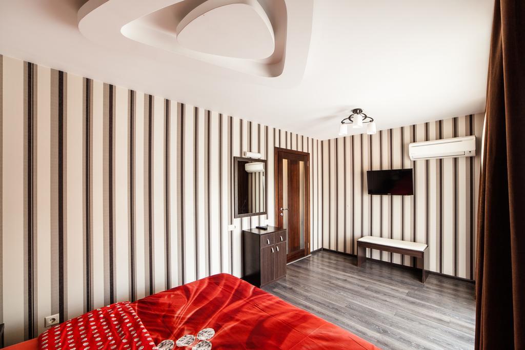 Home Comfort Livoberezhna Iec Kiev Exterior photo