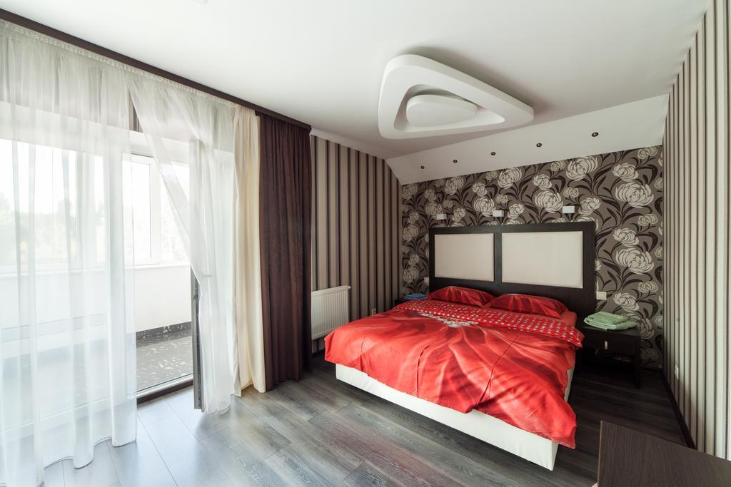 Home Comfort Livoberezhna Iec Kiev Exterior photo
